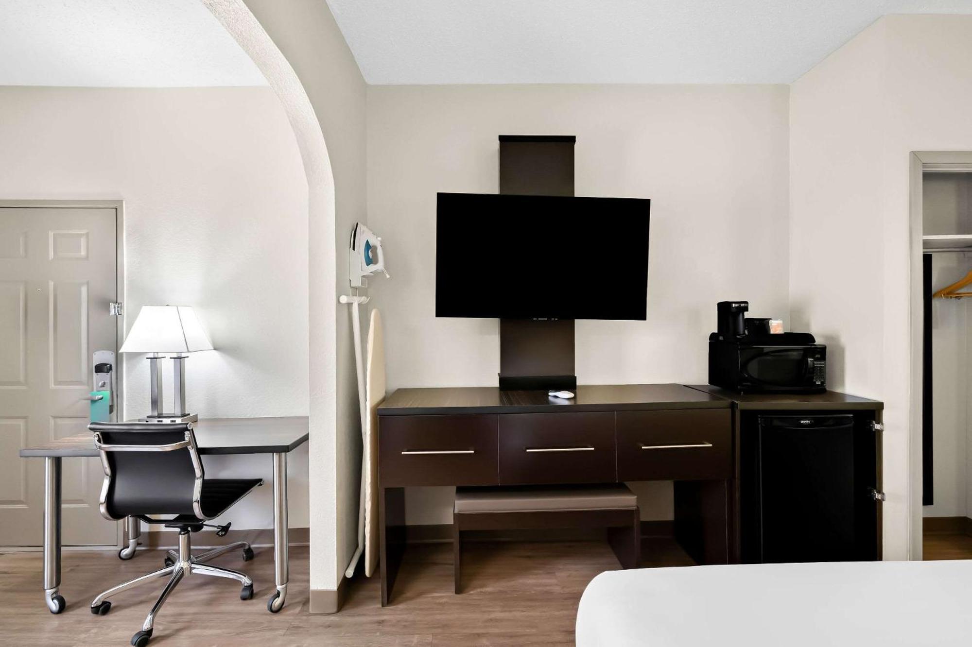 Quality Inn & Suites Monticello Eksteriør billede