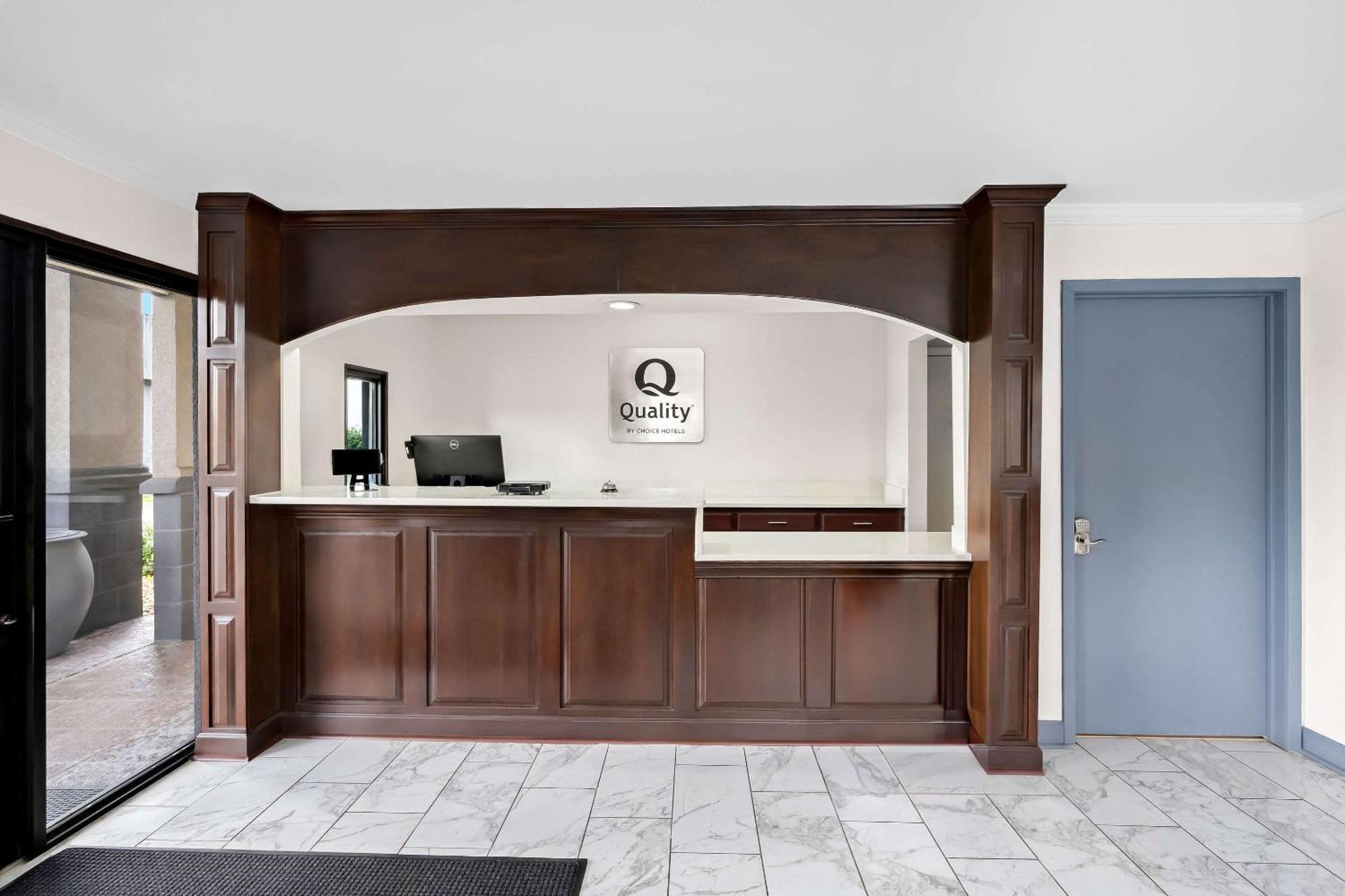 Quality Inn & Suites Monticello Eksteriør billede